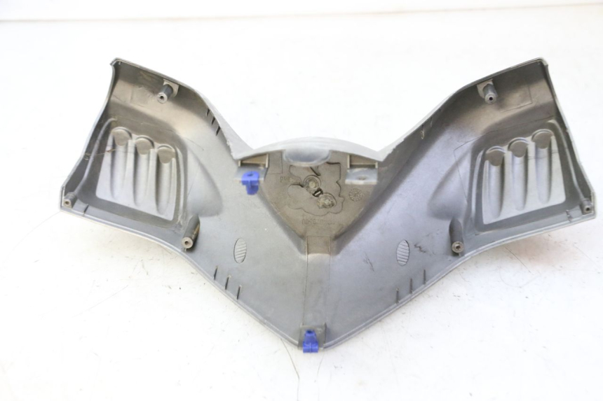 photo de CUBIERTA DEL MANILLAR DELANTERO PEUGEOT ELYSTAR 50 (2002 - 2014)