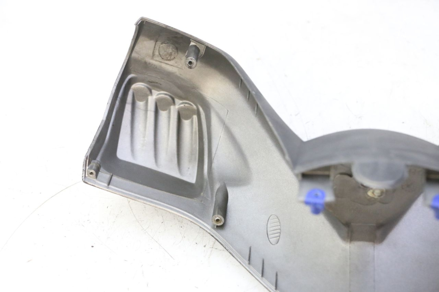 photo de CUBIERTA DEL MANILLAR DELANTERO PEUGEOT ELYSTAR 50 (2002 - 2014)