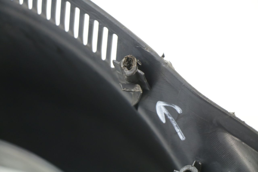 photo de CUBIERTA DEL MANILLAR DELANTERO HONDA FES PANTHEON 125 (2003 - 2007)