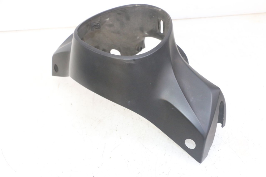 photo de CUBIERTA DEL MANILLAR DELANTERO SYM FIDDLE 3 III 50 (2014 - 2020)