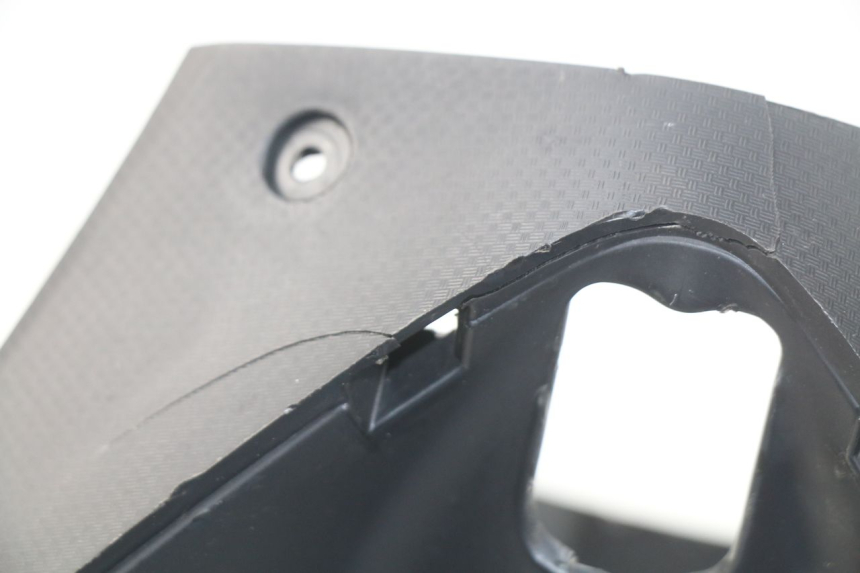 photo de TAPA MANILLAR TRASERO SYM GTS EFI ABS 125 (2012 - 2016)