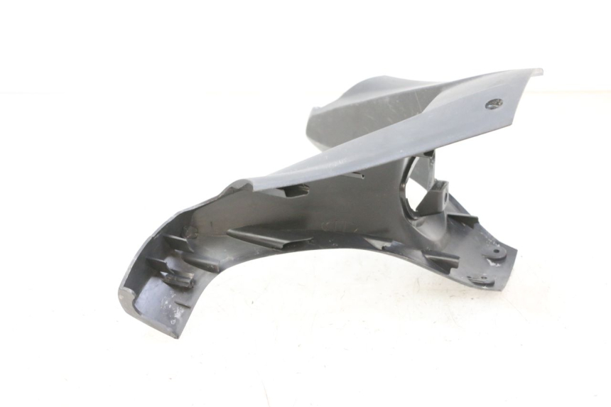 photo de TAPA MANILLAR TRASERO SYM GTS EVO 125 (2009 - 2013) - Zoom estado de uso