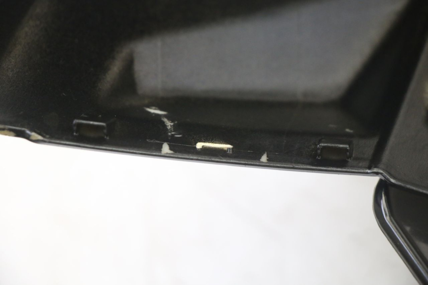 photo de CUBIERTA DEL MANILLAR DELANTERO PEUGEOT KISBEE 2T 50 (2010 - 2017)