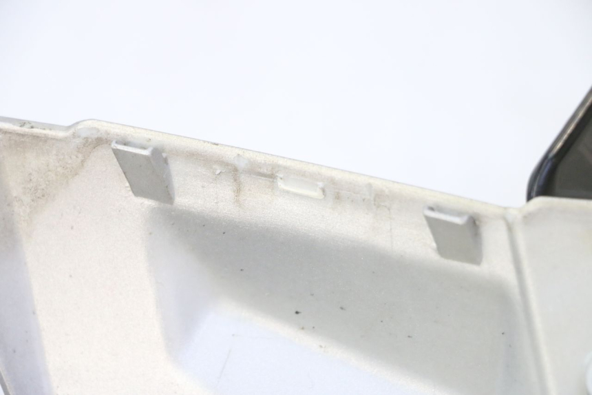 photo de CUBIERTA DEL MANILLAR DELANTERO PEUGEOT KISBEE 2T 50 (2010 - 2017)