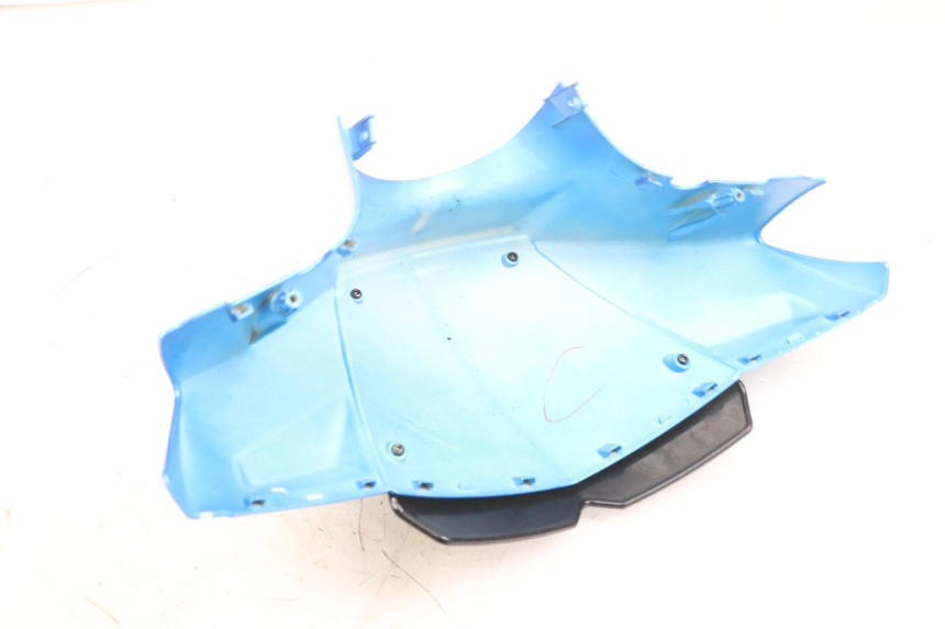 photo de CUBIERTA DEL MANILLAR DELANTERO PEUGEOT KISBEE 4T 50 (2010 - 2017) - Zoom estado de uso