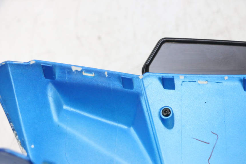 photo de CUBIERTA DEL MANILLAR DELANTERO PEUGEOT KISBEE 4T 50 (2010 - 2017) - Detalle de la pieza