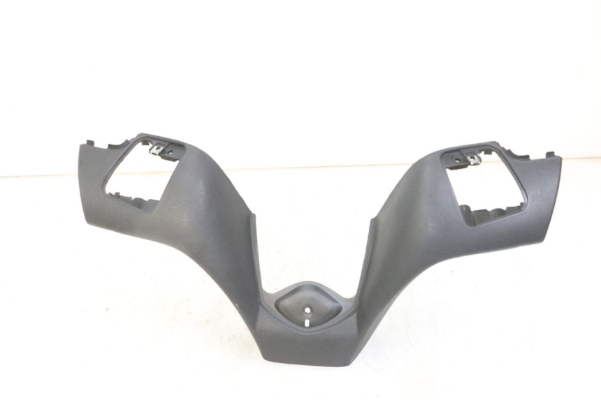 photo de CUBIERTA DEL MANILLAR DELANTERO PIAGGIO MP3 500 (2011 - 2015)