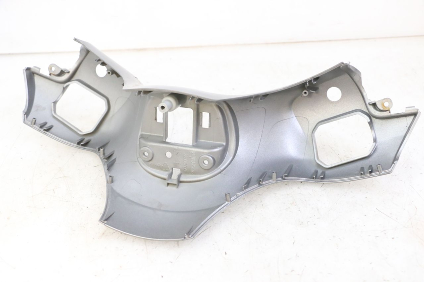 photo de CUBIERTA DEL MANILLAR DELANTERO PIAGGIO MP3 500 (2014 - 2016)