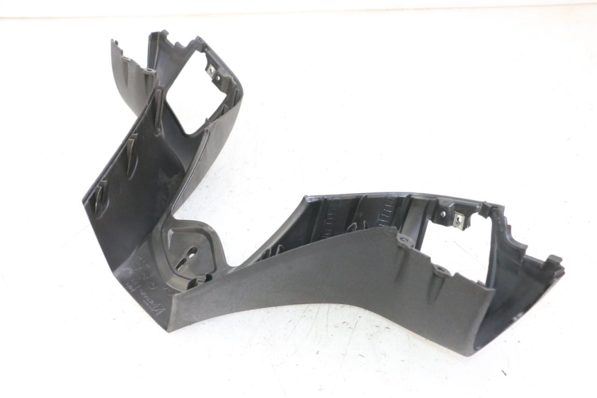 photo de CUBIERTA DEL MANILLAR DELANTERO PIAGGIO MP3 125 (2006 - 2014)