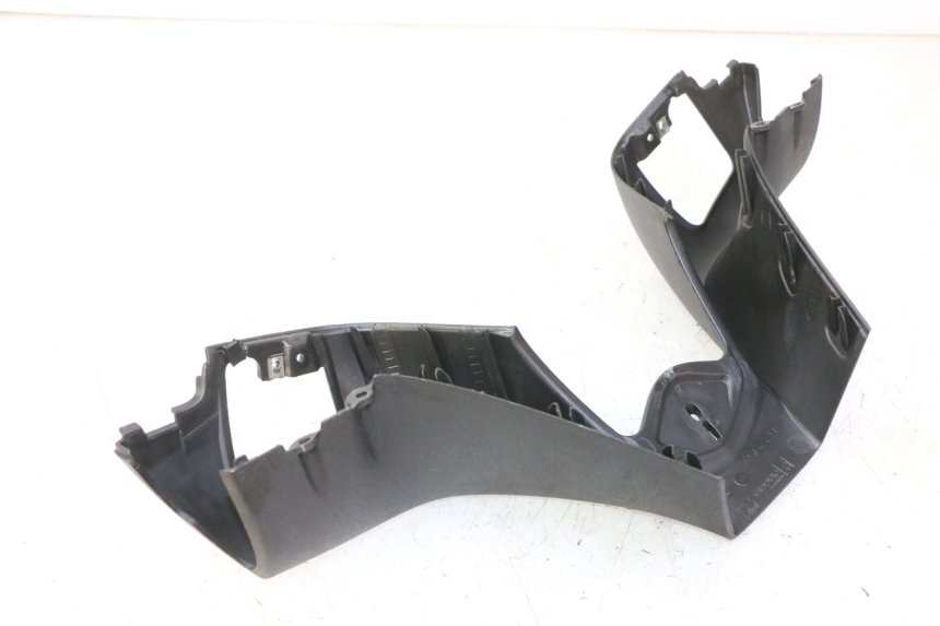 photo de CUBIERTA DEL MANILLAR DELANTERO PIAGGIO MP3 125 (2006 - 2014)