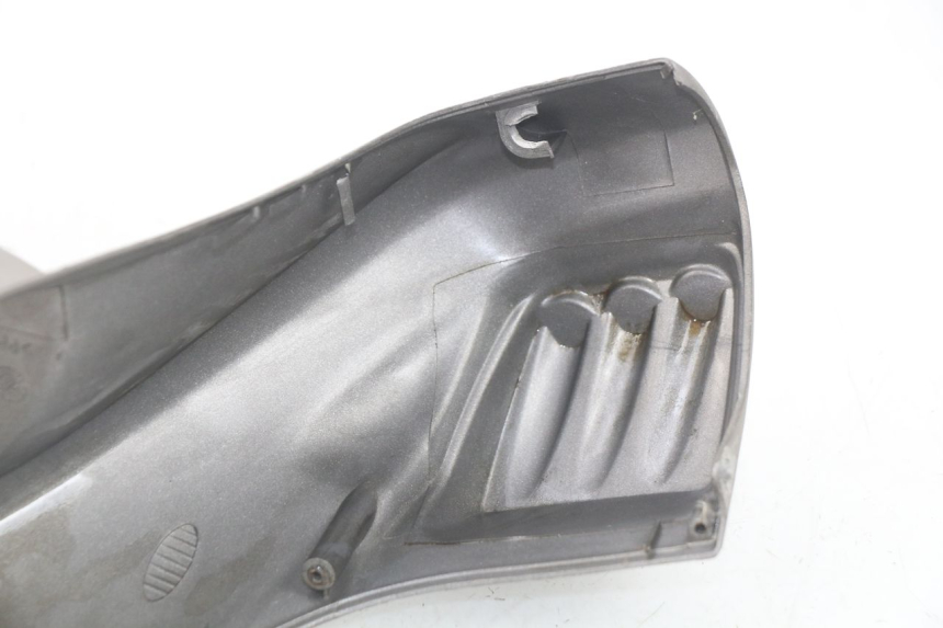 photo de TAPA MANILLAR TRASERO PEUGEOT ELYSTAR 125 (2002 - 2007)
