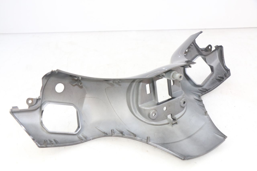 photo de CUBIERTA DEL MANILLAR DELANTERO PIAGGIO MP3 500 (2014 - 2016)