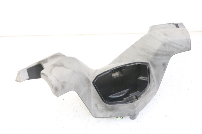 photo de TAPA MANILLAR TRASERO PEUGEOT SATELIS COMPRESSOR K15 125 (2006 - 2009)