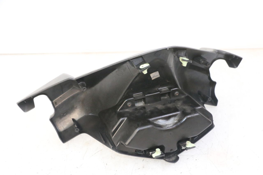 photo de TAPA MANILLAR TRASERO PEUGEOT SATELIS COMPRESSOR K15 125 (2006 - 2009)