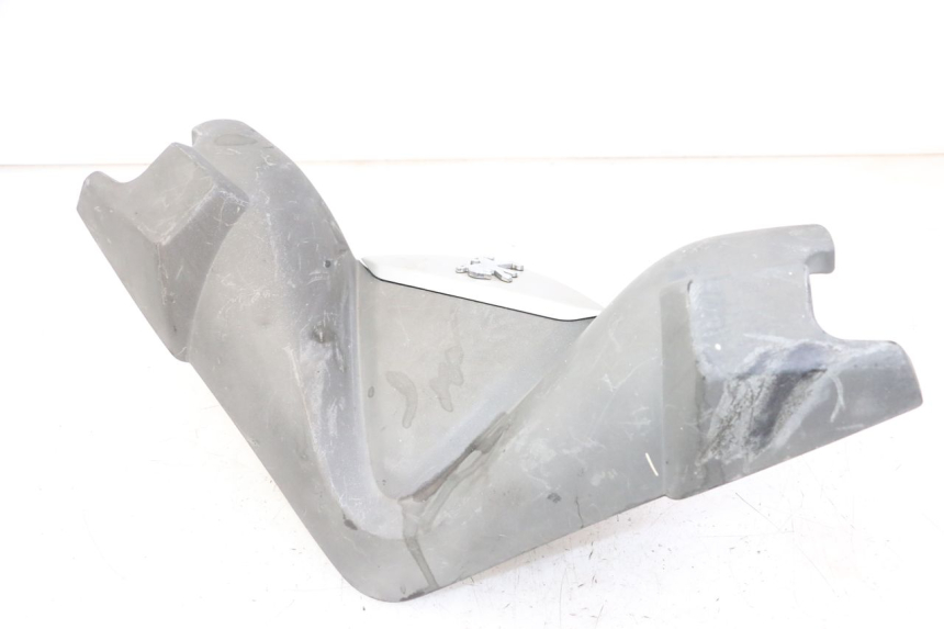 photo de TAPA MANILLAR TRASERO PEUGEOT SATELIS 125 (2013 - 2018)