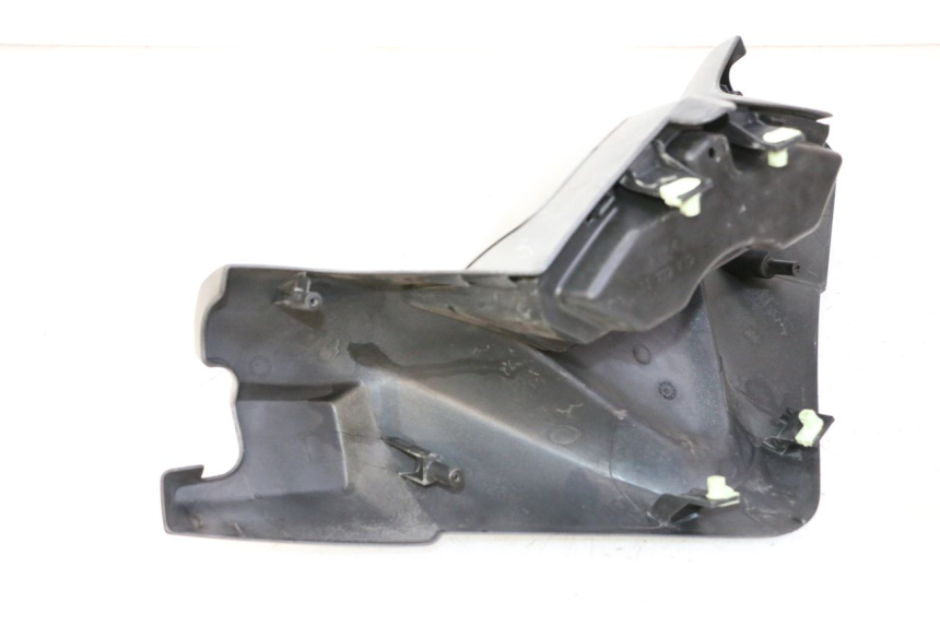 photo de TAPA MANILLAR TRASERO PEUGEOT SATELIS 125 (2010 - 2012)