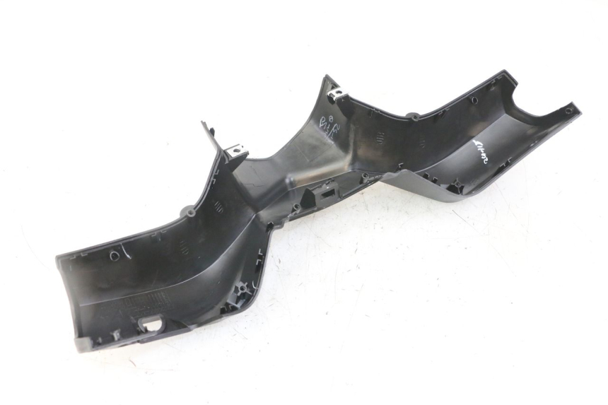 photo de CUBIERTA DEL MANILLAR DELANTERO APRILIA SXR 50 (2021 - 2023)