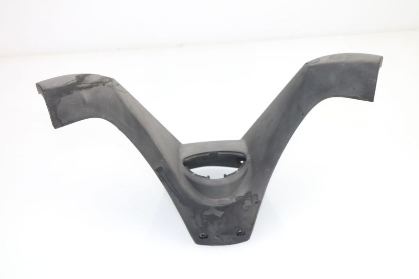 photo de TAPA MANILLAR TRASERO SYM GTS 250 (2005 - 2008)