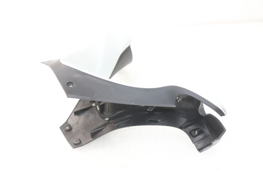 photo de TAPA MANILLAR TRASERO SYM JOYMAX 250 (2013 - 2017)