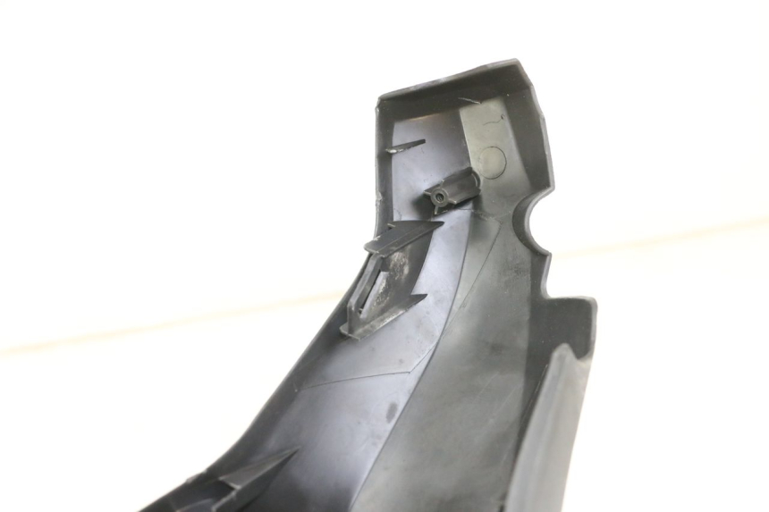 photo de CUBIERTA DEL MANILLAR DELANTERO SUZUKI UH BURGMAN 125 (2002 - 2006)