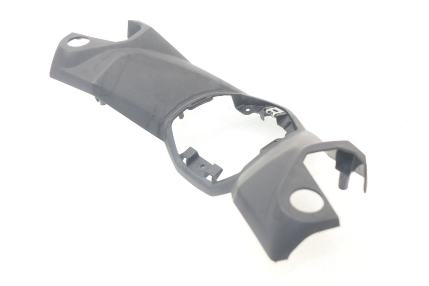 photo de TAPA MANILLAR TRASERO YAMAHA XMAX X-MAX ABS 125 (2014 - 2016) - Zoom estado de uso