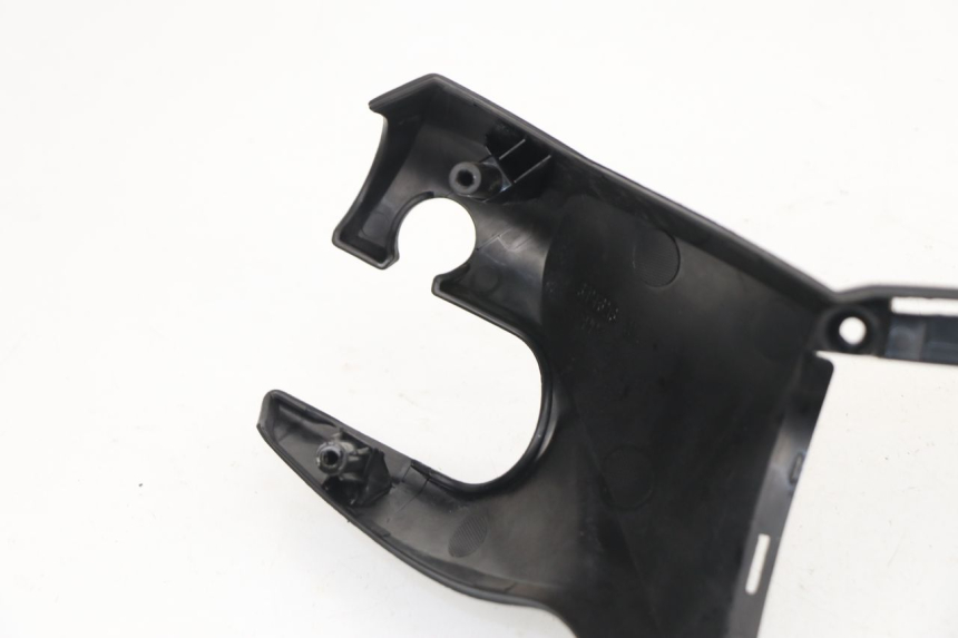 photo de CUBIERTA DEL MANILLAR DELANTERO YAMAHA X-MAX XMAX 125 (2010 - 2014)