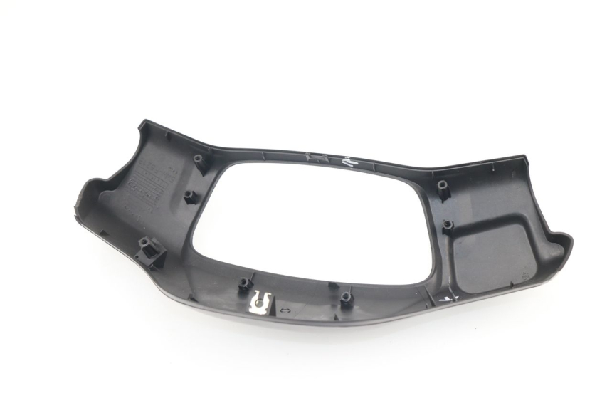 photo de CUBIERTA DEL MANILLAR DELANTERO YAMAHA BW'S 50 (2004 - 2017)