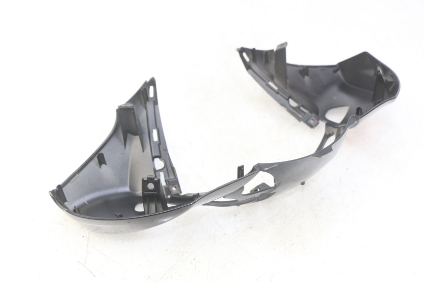 photo de CUBIERTA DEL MANILLAR DELANTERO YAMAHA HW XENTER 125 (2011 - 2017)