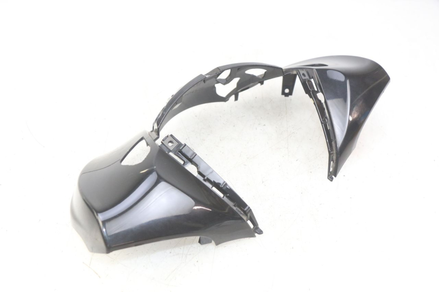 photo de CUBIERTA DEL MANILLAR DELANTERO YAMAHA HW XENTER 125 (2011 - 2017)