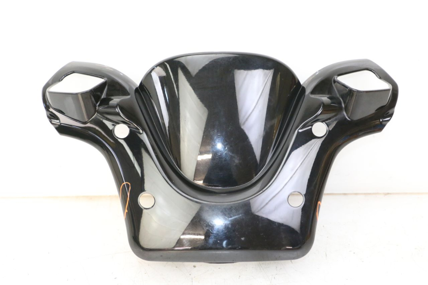 photo de CUBIERTA DEL MANILLAR DELANTERO YAMAHA YP MAJESTY 125 (2007 - 2010)