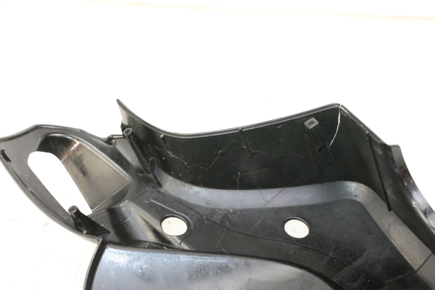 photo de CUBIERTA DEL MANILLAR DELANTERO YAMAHA YP MAJESTY 125 (2007 - 2010)