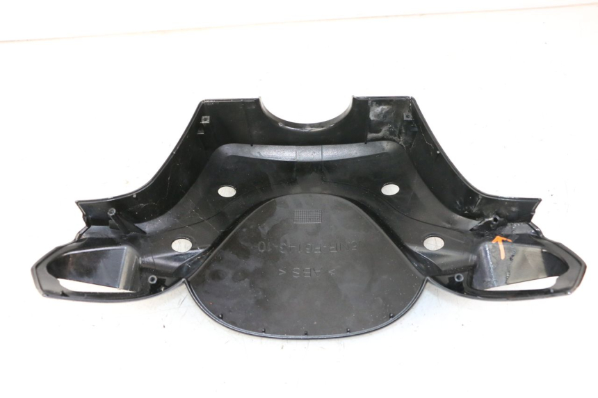 photo de CUBIERTA DEL MANILLAR DELANTERO YAMAHA YP MAJESTY 125 (2007 - 2010)