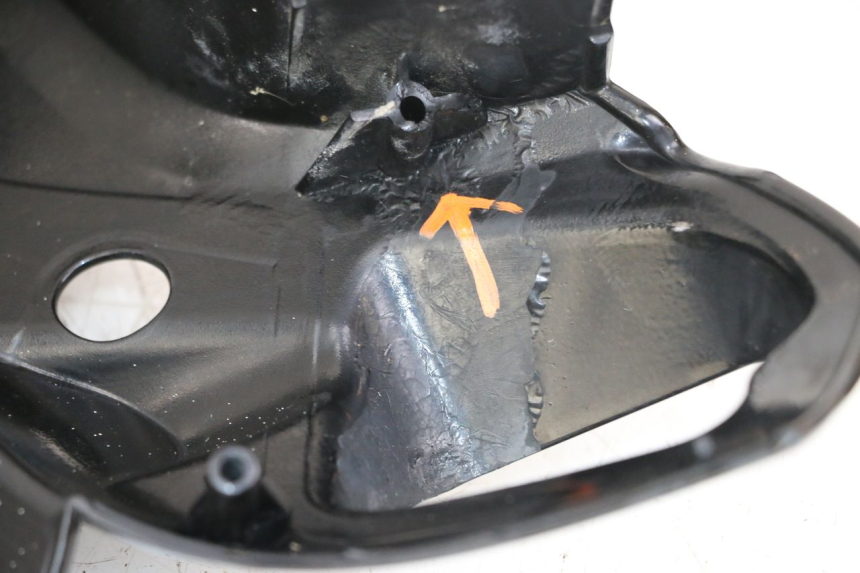 photo de CUBIERTA DEL MANILLAR DELANTERO YAMAHA YP MAJESTY 125 (2007 - 2010)