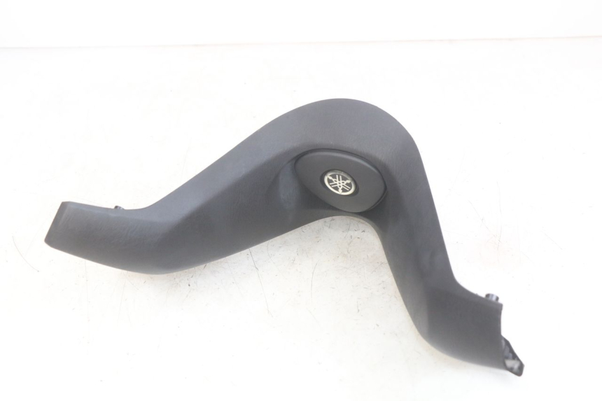 photo de CUBIERTA DEL MANILLAR DELANTERO YAMAHA YP MAJESTY 400 (2004 - 2008)