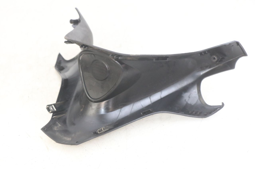 photo de CUBIERTA DEL MANILLAR DELANTERO YAMAHA YP MAJESTY 400 (2004 - 2008)