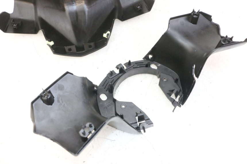 photo de TAPA MANILLAR PEUGEOT CITYSTAR 50 (2013 - 2017)
