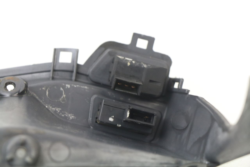photo de TAPA MANILLAR CONMUTADOR HONDA FES PANTHEON 125 (2003 - 2007)