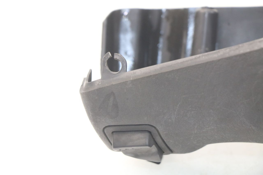 photo de CUBIERTA DEL MANILLAR DEL INTERRUPTOR DE LUCES. PIAGGIO FLY 2T 50 (2004 - 2017)