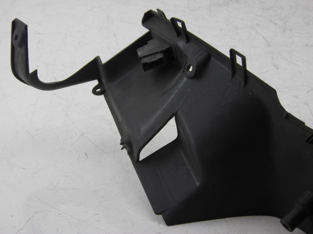 photo de TAPA MANILLAR CONMUTADOR HONDA FES PANTHEON 125 (2003 - 2007)