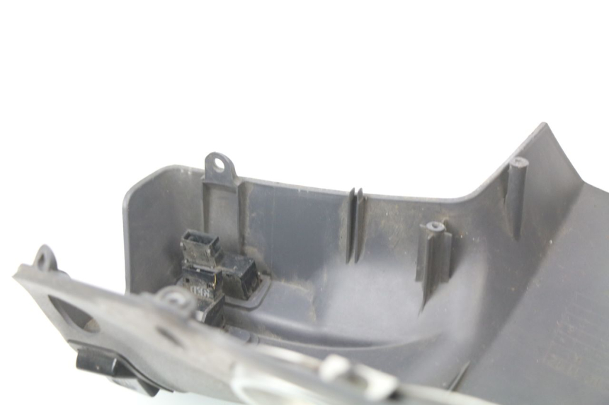 photo de TAPA MANILLAR CONMUTADOR HONDA SES DYLAN 125 (2002 - 2006)