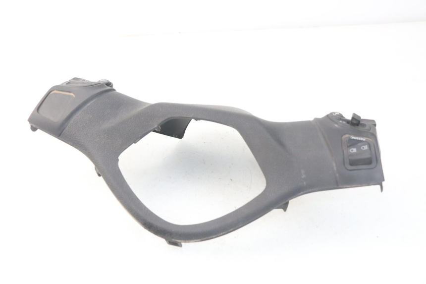 photo de TAPA MANILLAR CONMUTADOR PIAGGIO LIBERTY IGET 4T 50 (2015 - 2020)