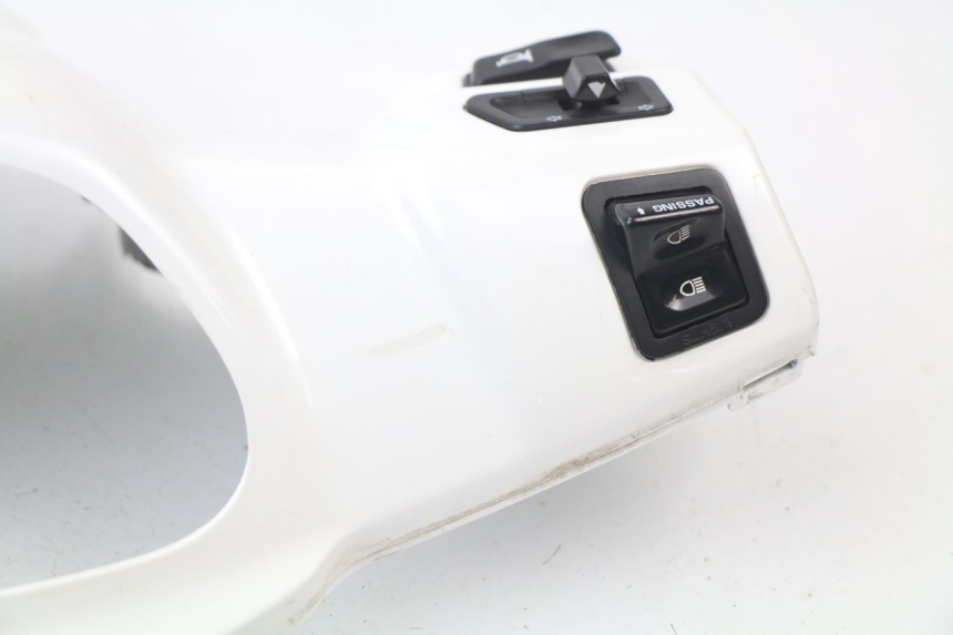 photo de TAPA MANILLAR CONMUTADOR KYMCO LIKE 2T 50 (2009 - 2018)