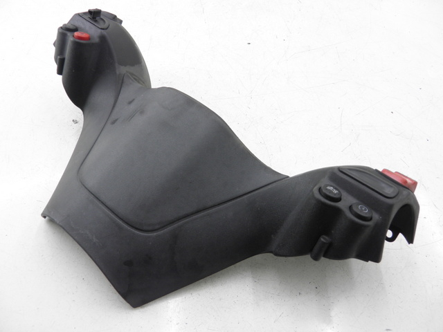 photo de TAPA MANILLAR CONMUTADOR PIAGGIO XEVO 400 (2007) - Vista principal