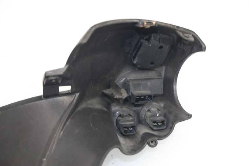 photo de TAPA MANILLAR CONMUTADOR PIAGGIO X8 400 (2006 - 2007)