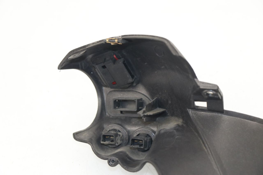 photo de TAPA MANILLAR CONMUTADOR PIAGGIO X8 400 (2006 - 2007)