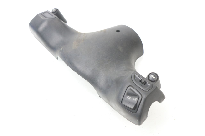 photo de CUBIERTA DEL MANILLAR DEL INTERRUPTOR DE LUCES. PIAGGIO ZIP 4T 50 (2018 - 2020)
