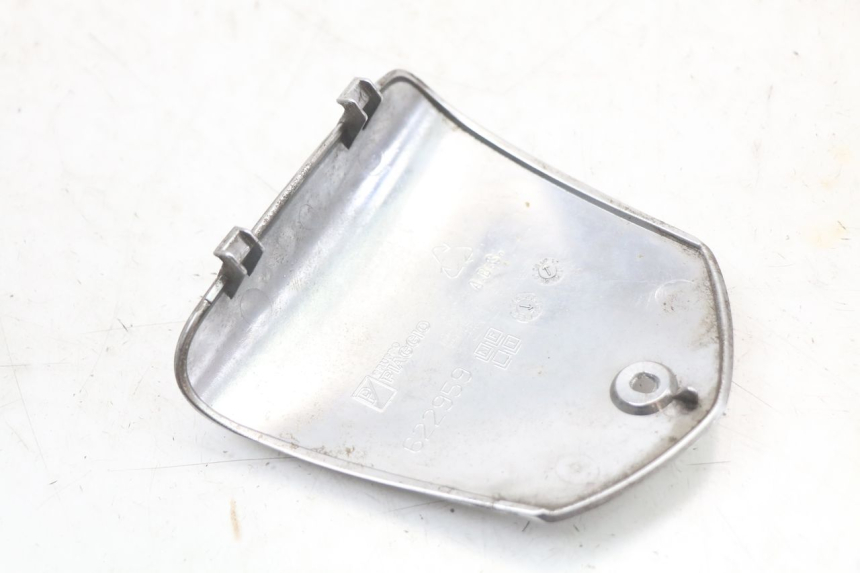 photo de CUBIERTA DEL MANILLAR PIAGGIO MP3 LT 400 (2007 - 2012)