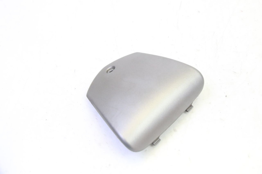 photo de TAPA MANILLAR PIAGGIO MP3 125 (2006 - 2014)