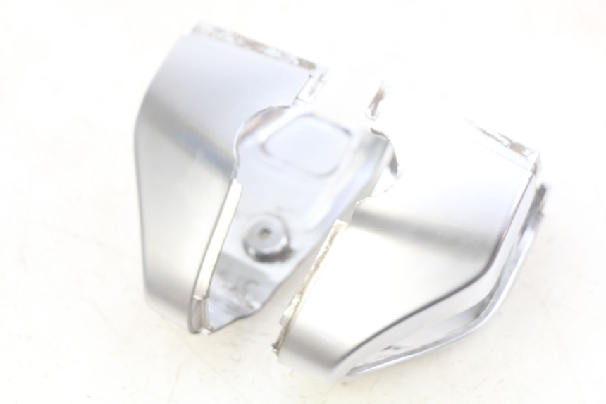 photo de CUBIERTA DEL MANILLAR PIAGGIO VESPA PRIMAVERA 2T 50 (2013 - 2018)