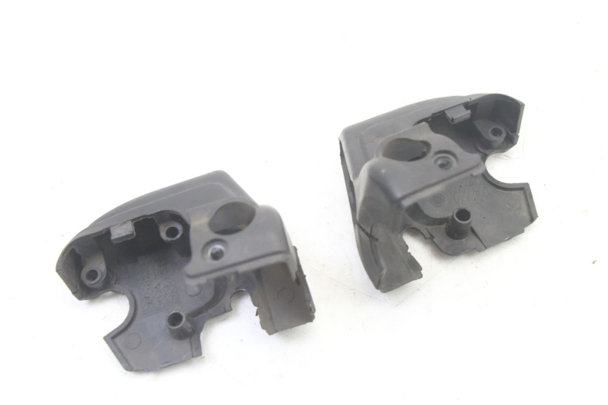 photo de TAPA MANILLAR APRILIA SCARABEO GT TOURING 125 (1999 - 2005)